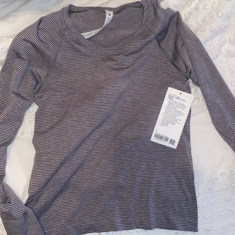 NWT swiftly tech race length
